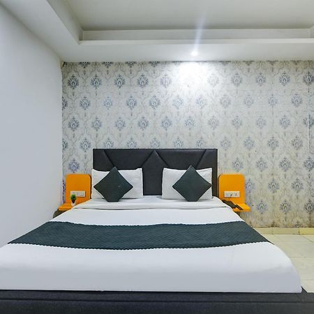 Hotel Kelvish Free Airport Pickup 新德里 外观 照片