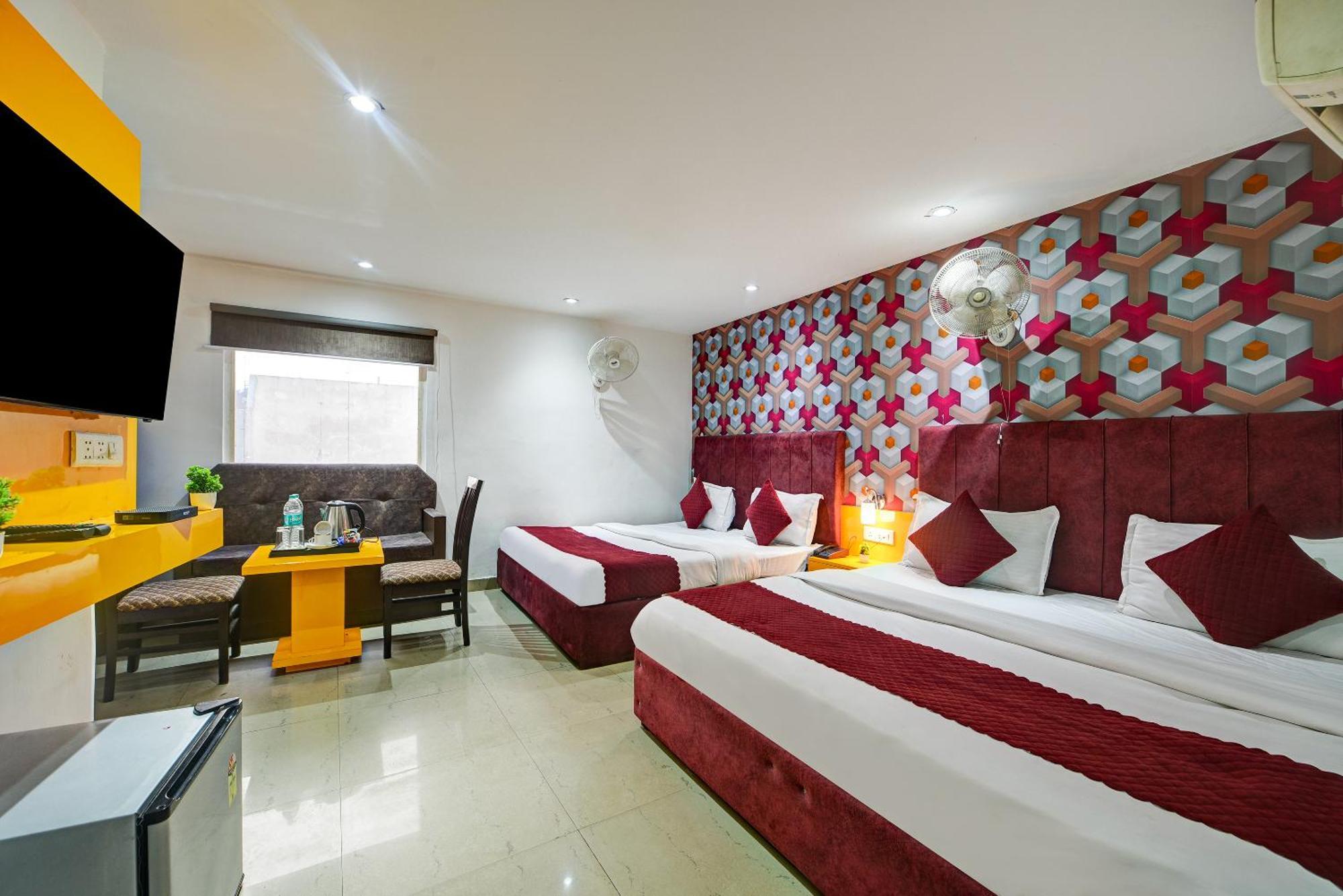 Hotel Kelvish Free Airport Pickup 新德里 外观 照片